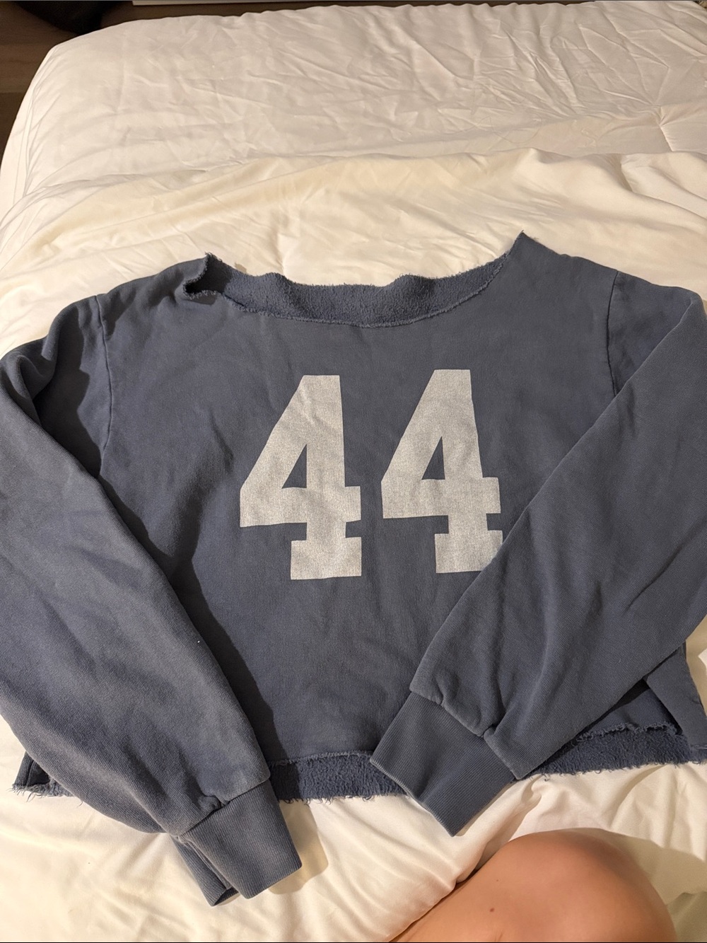 Brandy Melville sweatshirt